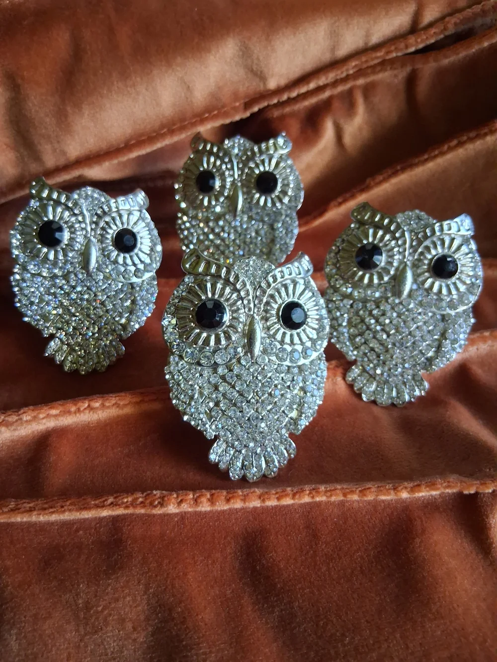 Tahari Home Owl Rhinestone Napkin Rings Set 4 Silver Tine Sparkle Table Decor